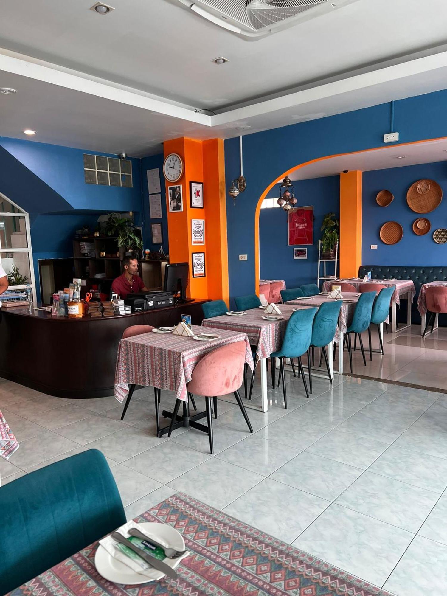 Отель Kiwi Boutique